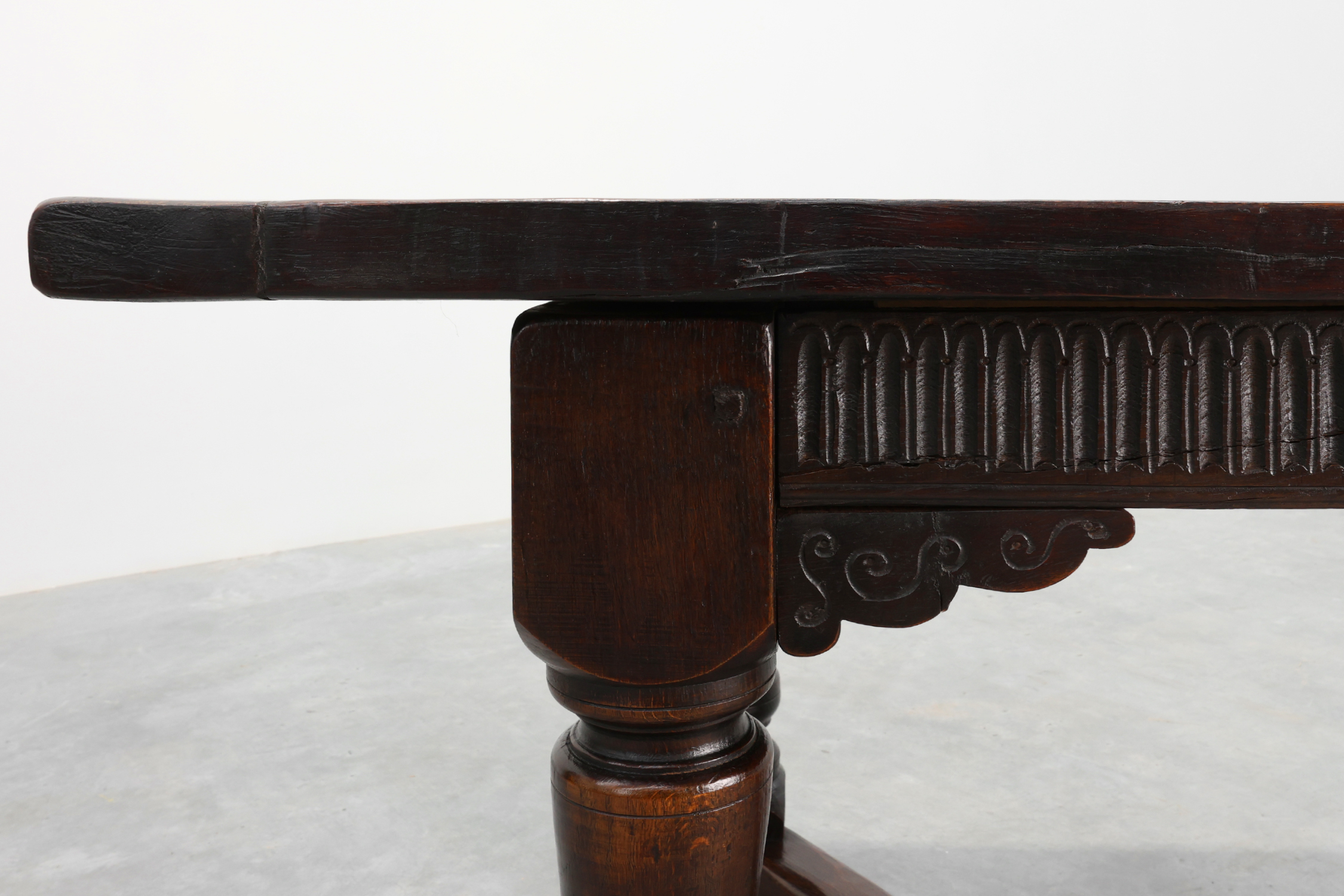 17th-Century Belgian full dark Oak Dining Tablethumbnail